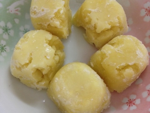 離乳食初期 さつまいもの冷凍保存 レシピ 作り方 By ムツ五郎1980 楽天レシピ 離乳食初期 さつまいもの冷凍保存 レシピ 作り方 By ムツ五郎1980 楽天レシピ